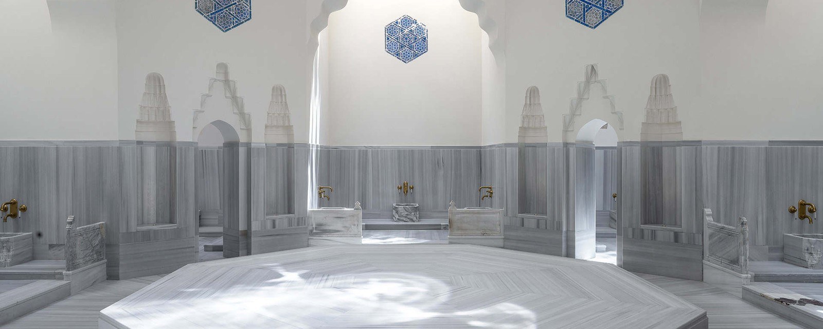 Zeyrek Çinili Hamam