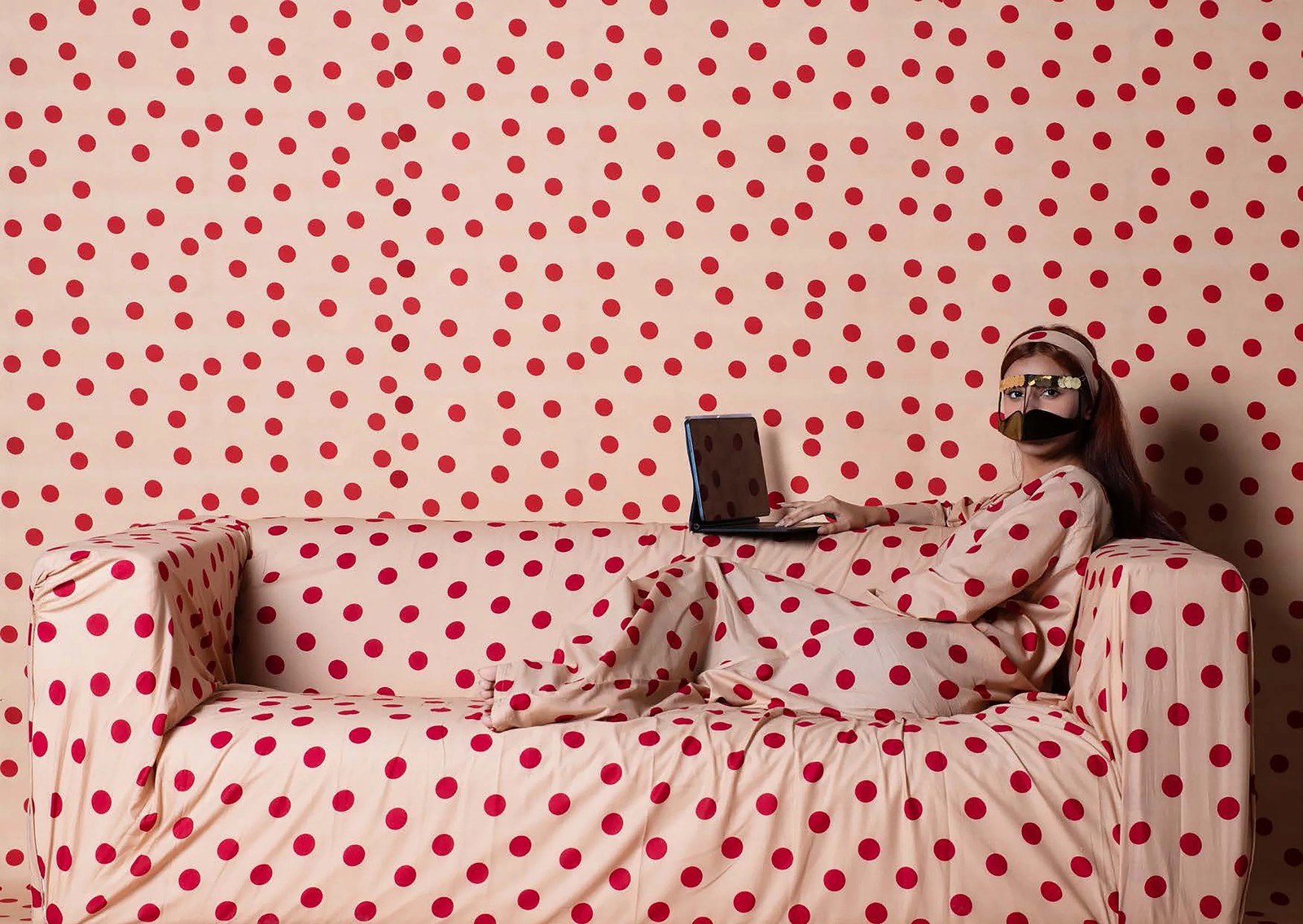 Karima Shomely: Between a Fold and a Memory
