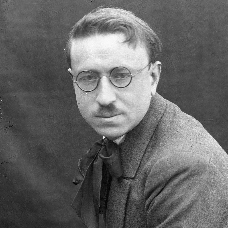 Arif Hikmet Koyunoğlu