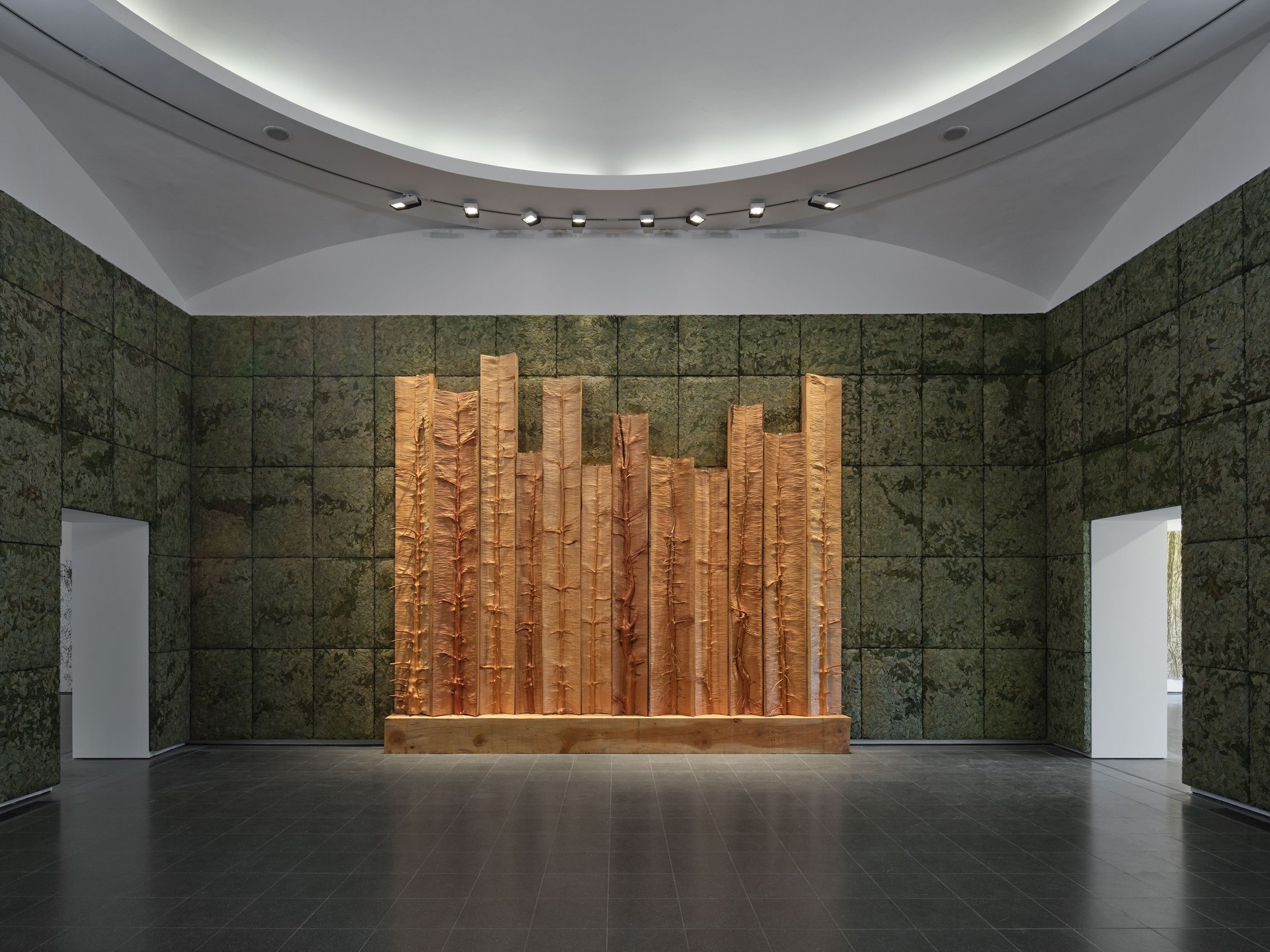 Giuseppe Penone Brings Trees, Thorns and Laurel Leaves to the National Museum of Qatar